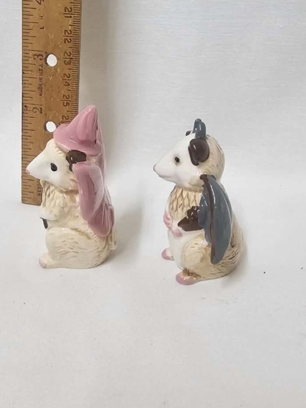 NWT - Cracker Barrel Possum Halloween Costume Salt Pepper Shaker Set Witch Bat - Picture 4 of 4